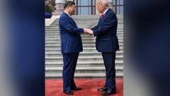 川普超想跟习交朋友？ 专家看川习会肢体语言