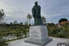 川普2次访华都提到这位中国人
