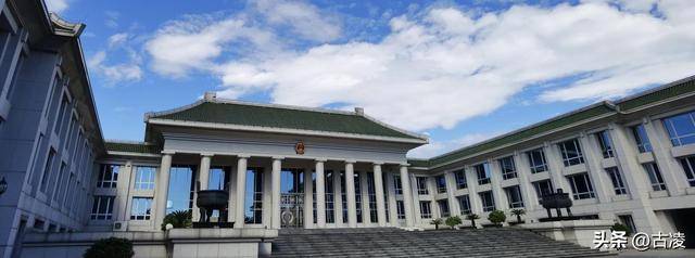 最令人诧异的贪官情妇:公公婆婆都是院士.... 最令人诧异的贪官情妇:公公婆婆都是院士....