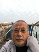 中国大陆著名人权捍卫者董广平驾橡胶艇逃离中国在韩国登岸  本网呼吁联合国