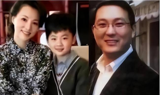 她是密春雷前妻，独居崇明岛养龙凤胎