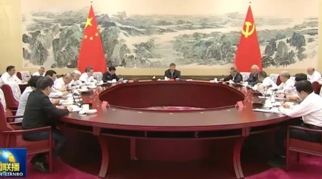 日经:蔡奇现身北戴河 习近平面临多重压力