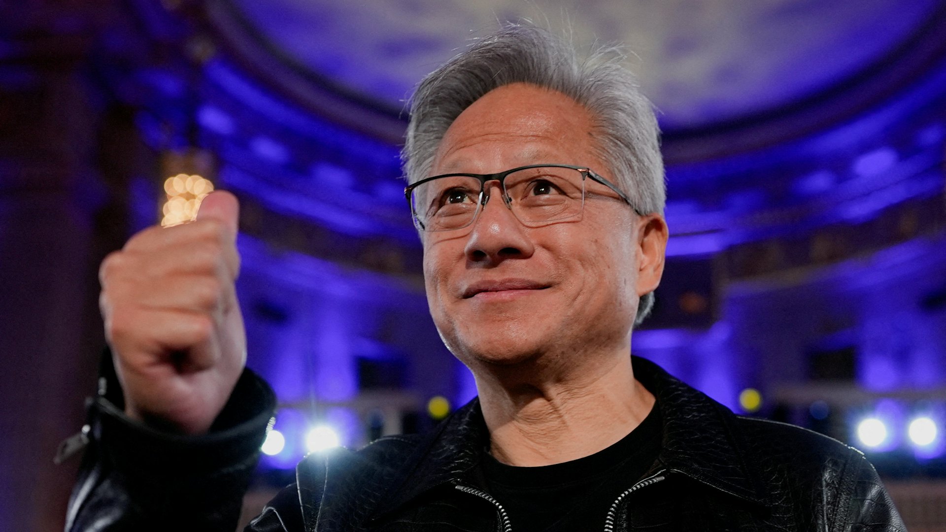 黄仁勋：需时说服特朗普政府让其出售Blackwell芯片予中国