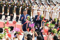 习近平罕见大阵仗  释放经贸善意