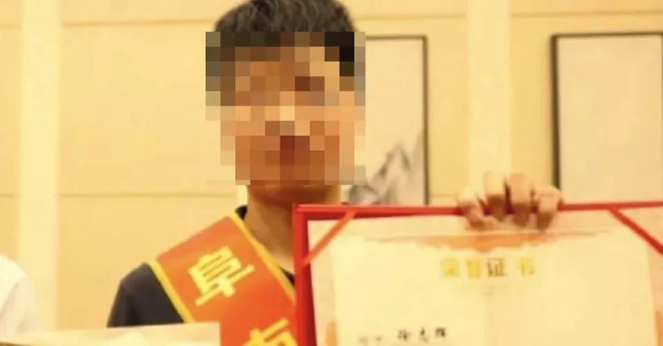 中国虐猫网红遭狂砍！女嫌犯坠楼亡